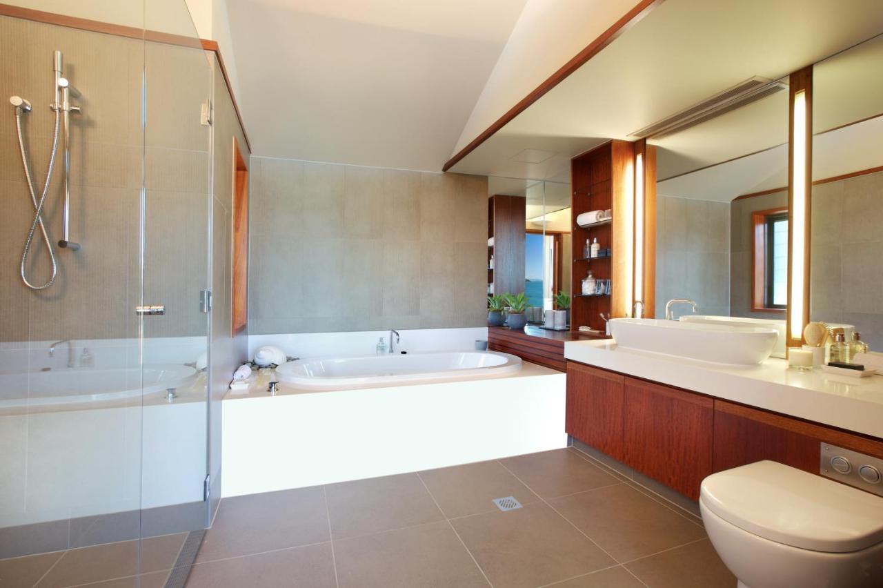 Yacht Club Villas Isla Hamilton Exterior foto